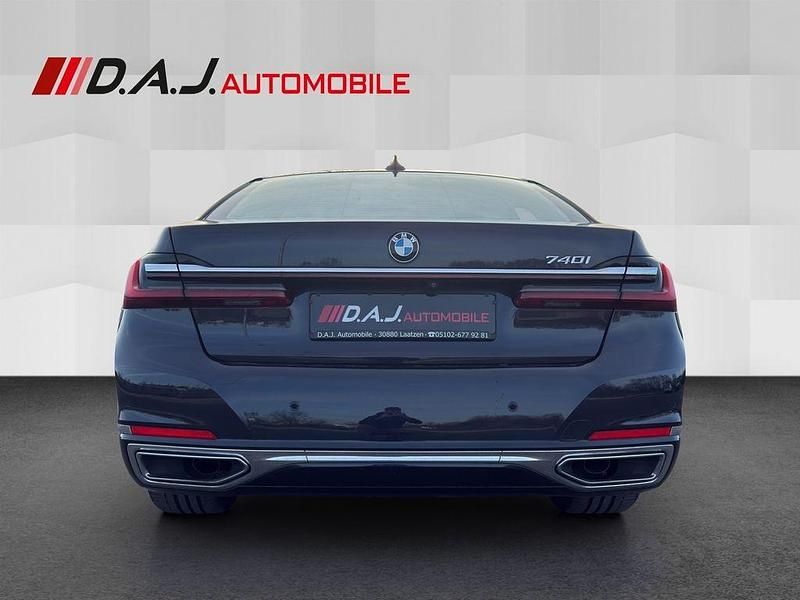 Gebraucht BMW 740 340 PS (250 kW) 2019 Blau Limousine