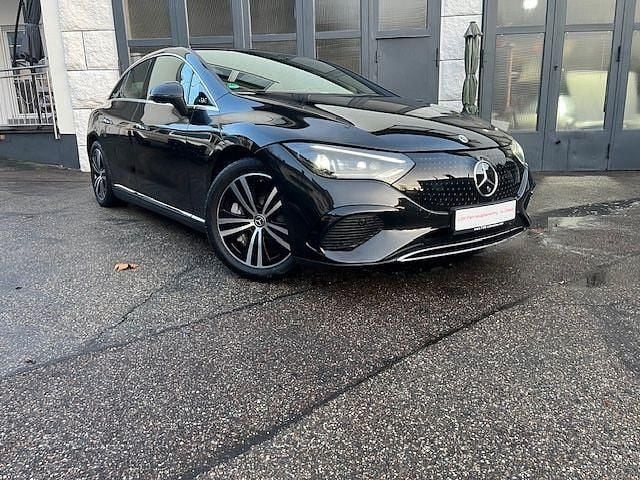 Schwarz Gebraucht 2022 Mercedes EQE350 Limousine | 43.350 € (Guter Preis) - Bild 1/4