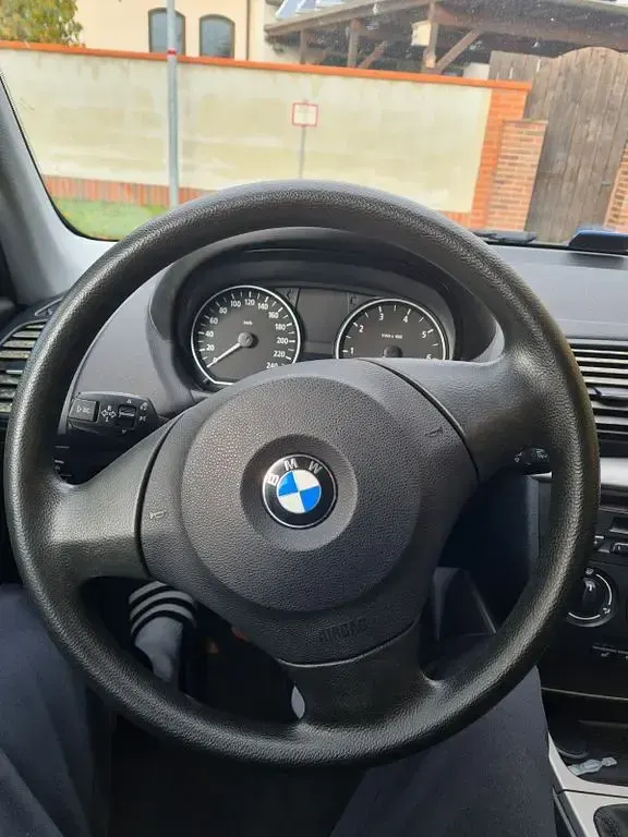 Gebraucht BMW 116 116 PS (85 kW) 2006 Braun Kleinwagen