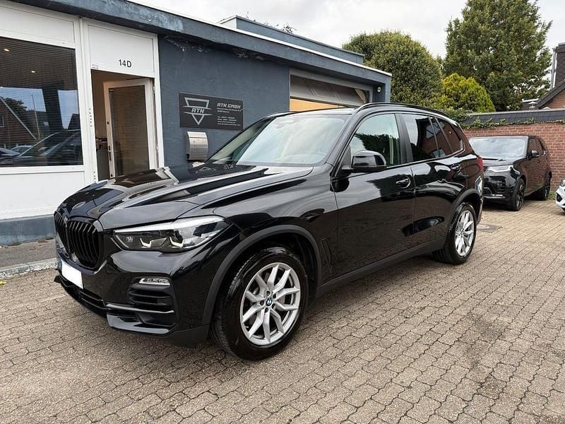 Schwarz Gebraucht 2019 BMW X5 Performance SUV | 36.900 € (Superpreis) - Bild 1/4