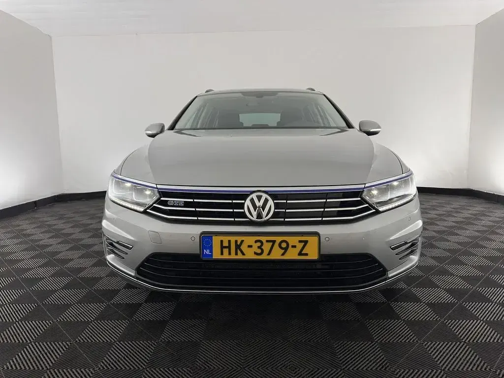 Gebraucht VW Passat GTE 218 PS (160 kW) 2015 Grau Kombi