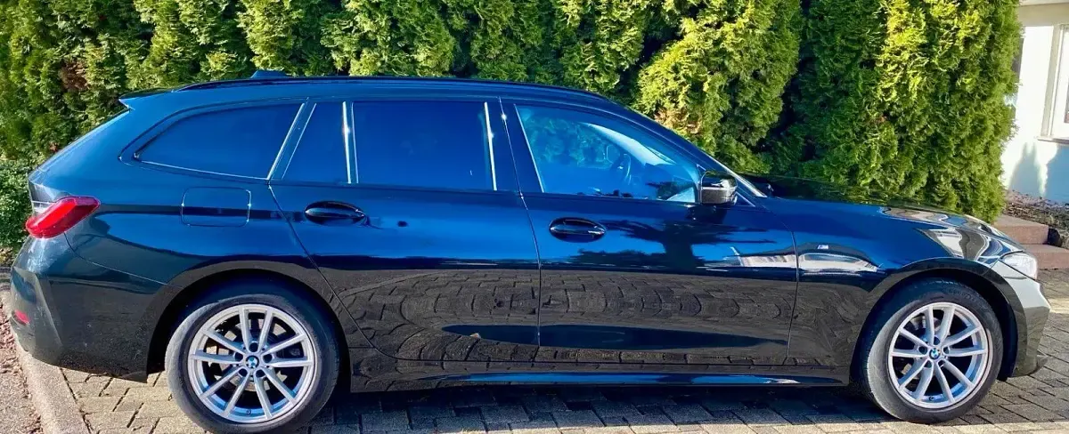 Gebraucht BMW 318 Performance 150 PS (110 kW) 2023 Schwarz Kombi