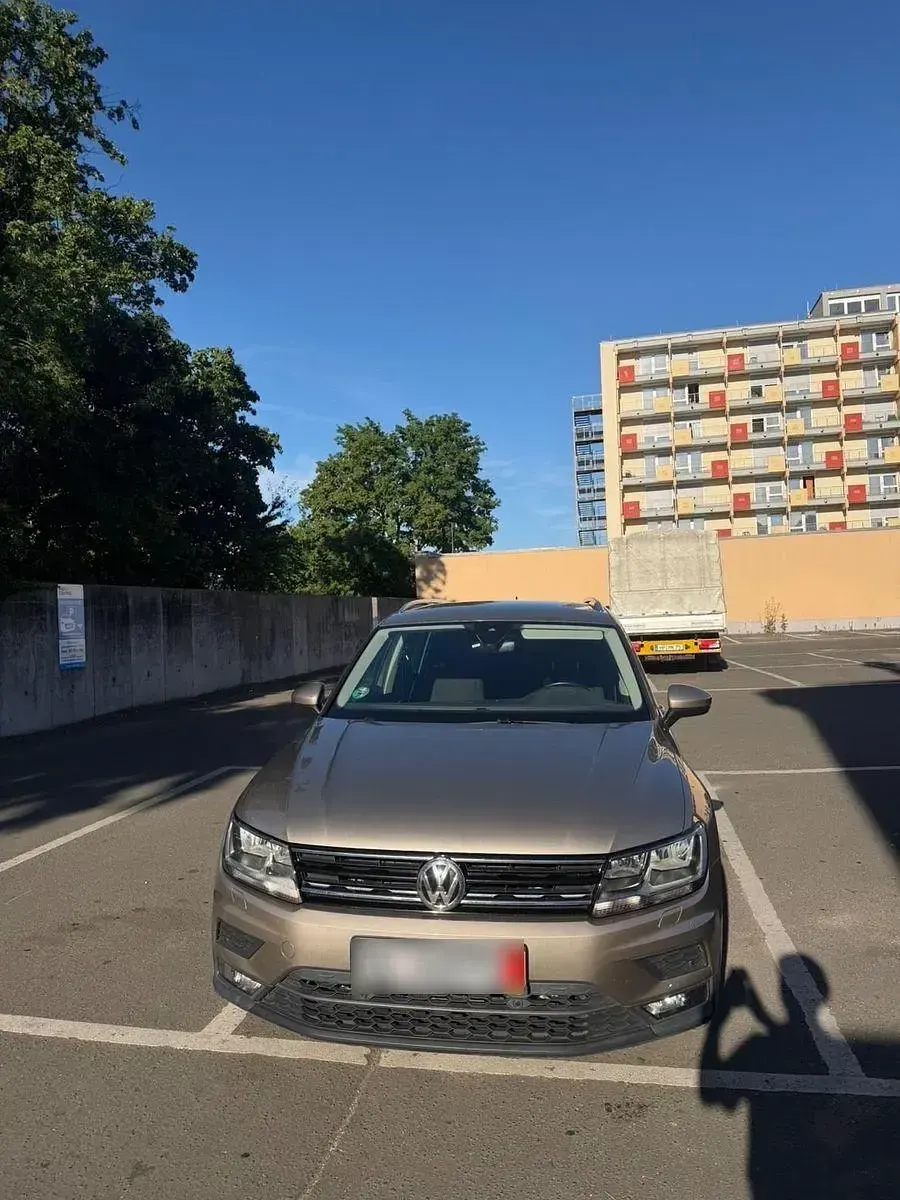 Gebraucht VW Tiguan Comfortline 150 PS (110 kW) 2017 Schwarz SUV