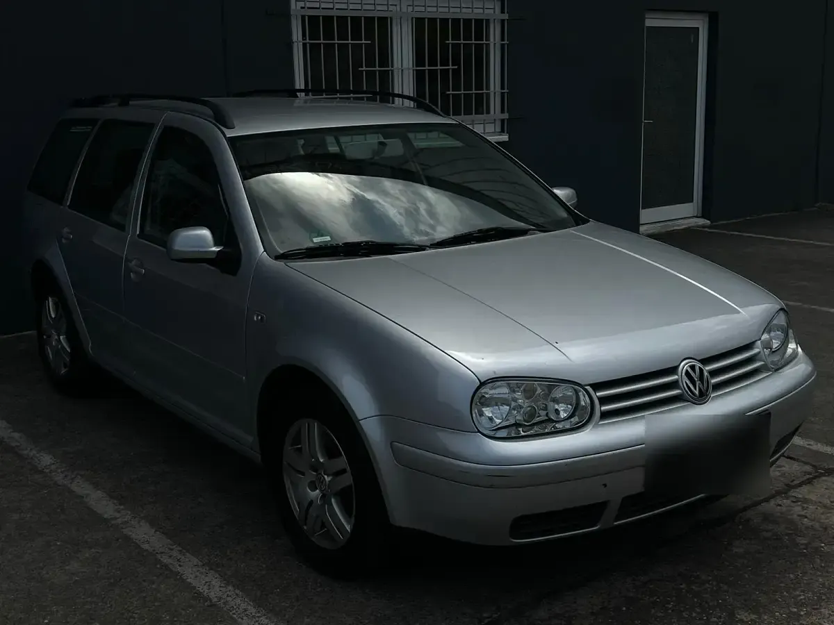 Gebraucht VW Golf IV 105 PS (77 kW) 2001 Grau Kombi