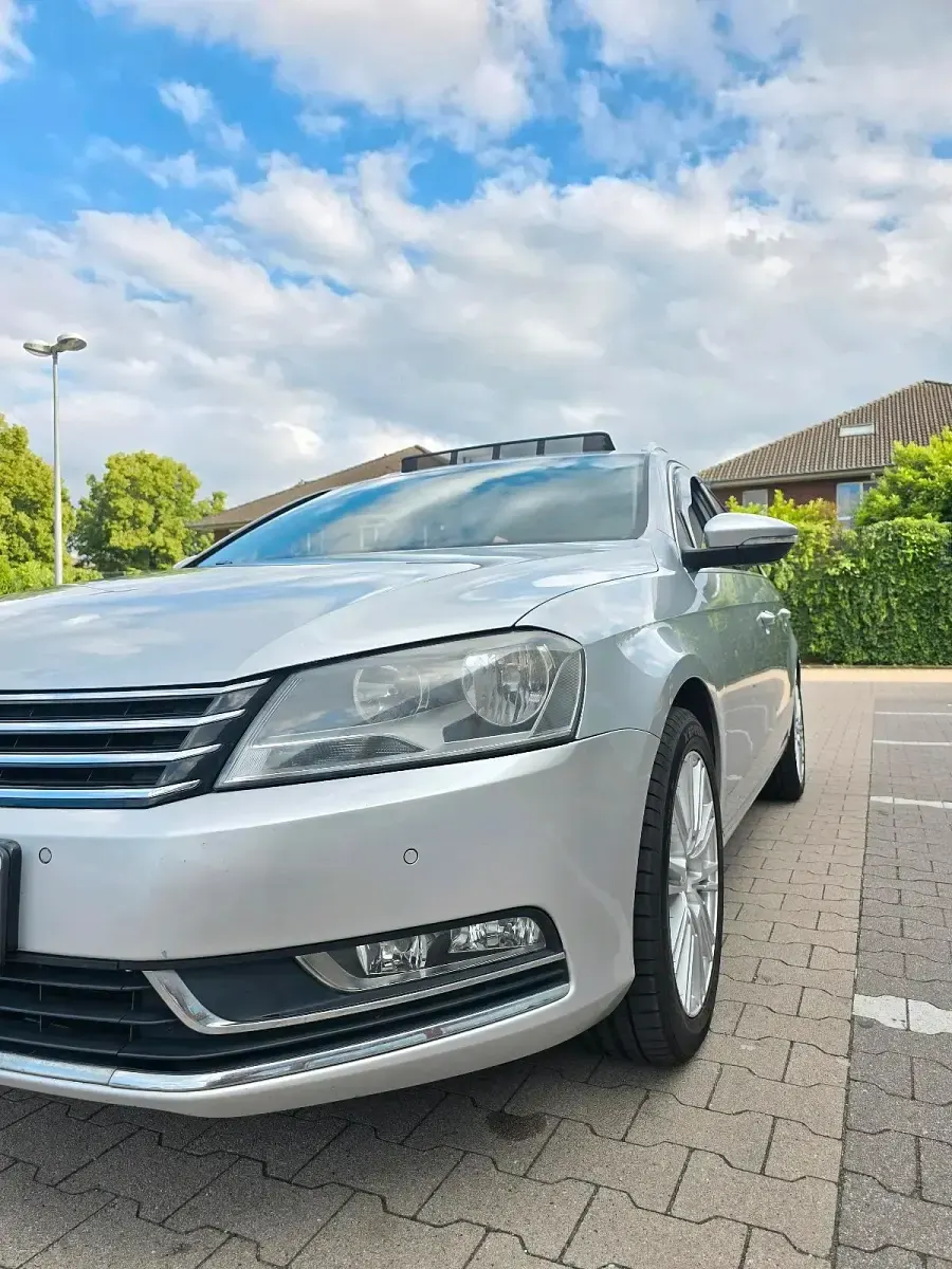 Gebraucht VW Passat Highline 140 PS (102 kW) 2011 Grau Kombi