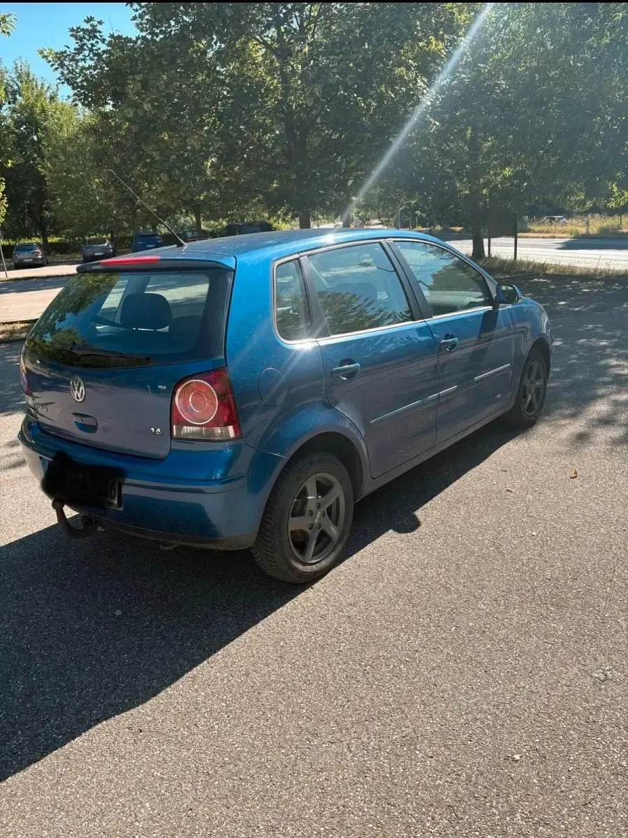 Gebraucht VW Polo 75 PS (55 kW) 2006 Blau Kleinwagen