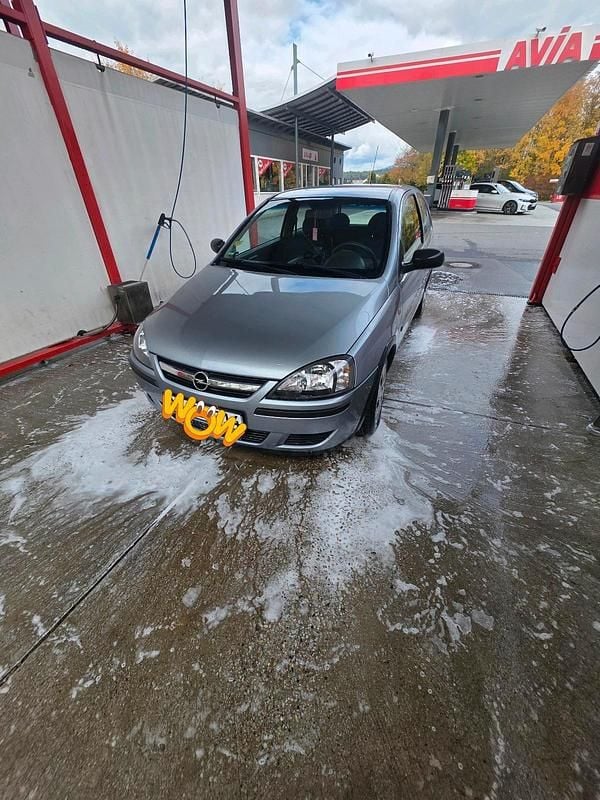 Silber Gebraucht 2005 Opel Corsa Kleinwagen | 499 € (Guter Preis) - Bild 1/2