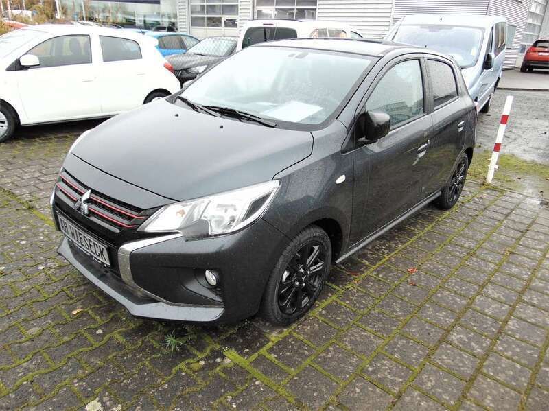 Gebraucht Mitsubishi Space Star Select+ 71 PS (52 kW) 2024 Basaltgrau/pianoschwarz Limousine