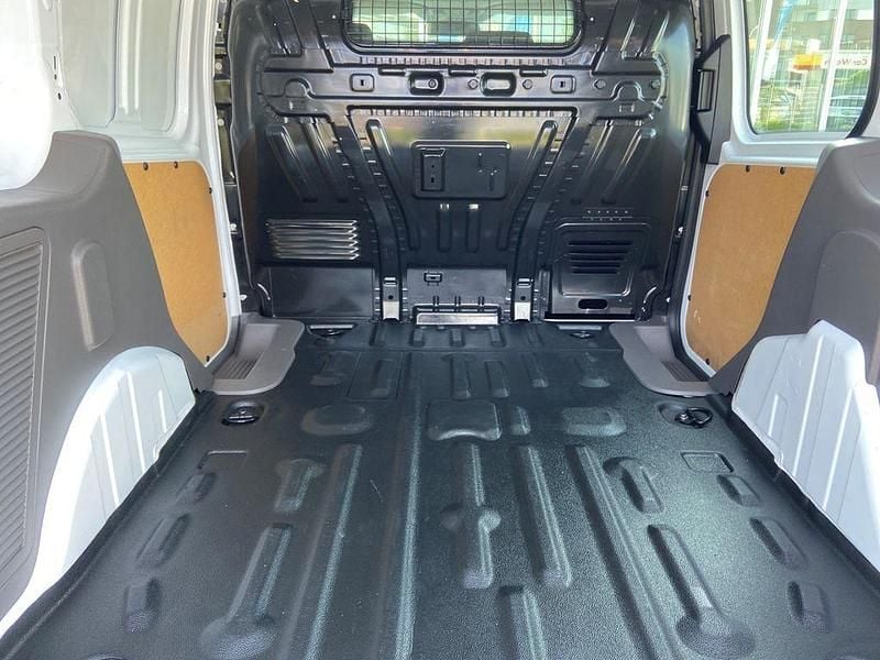 Gebraucht Ford Transit Connect Trend 101 PS (74 kW) 2018 Frostweiß Van / Kleinbus