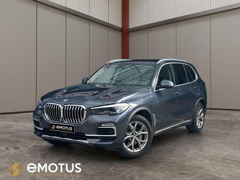 Grau Gebraucht 2019 BMW X5 Performance SUV | 42.890 € (Superpreis) - Bild 1/4