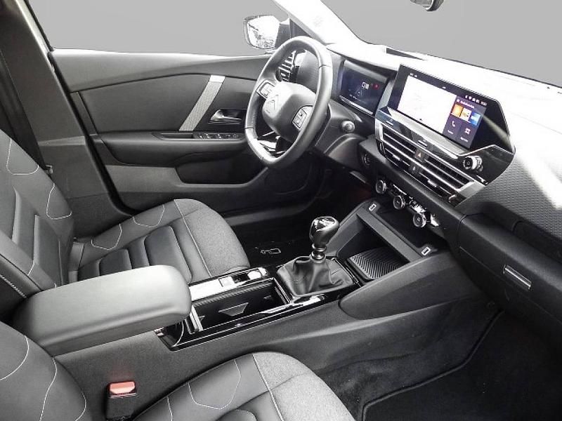 Gebraucht Citroën C4 Shine 131 PS (96 kW) 2023 Blau Limousine