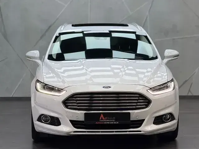 Gebraucht Ford Mondeo Titanium 203 PS (149 kW) 2016 Weiß Kombi