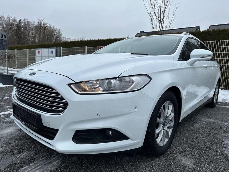 Gebraucht Ford Mondeo 120 PS (88 kW) 2018 Weiß Kombi