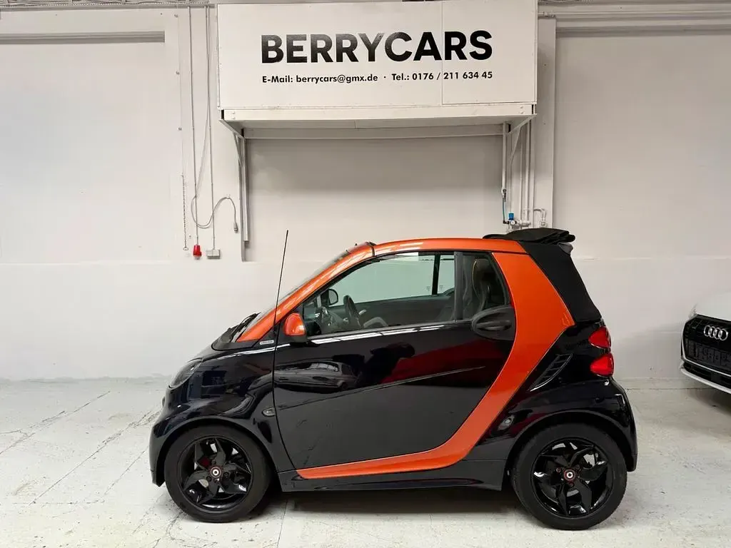 Usata Smart ForTwo Cabrio Edition Flashlight 71 CV (52 kW) 2015 Nero Cabrio