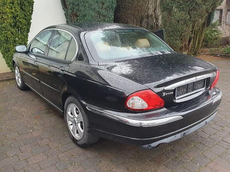 Gebraucht Jaguar X-type Executive 196 PS (144 kW) 2001 Schwarz Limousine
