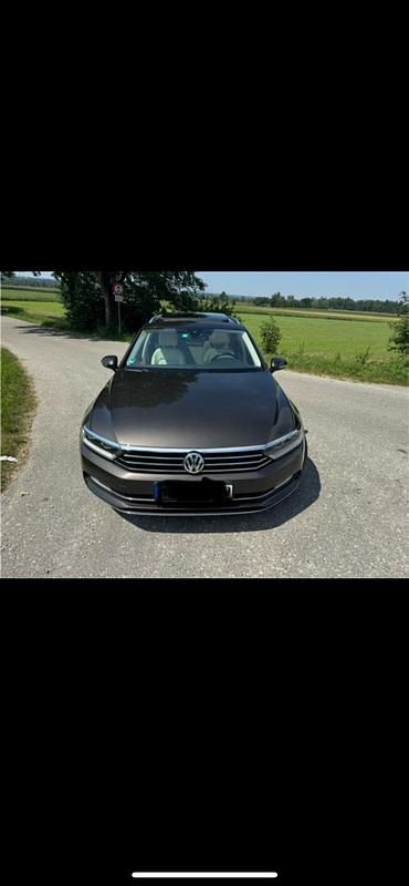 Gebraucht VW Passat Highline 190 PS (139 kW) 2016 Braun Kombi