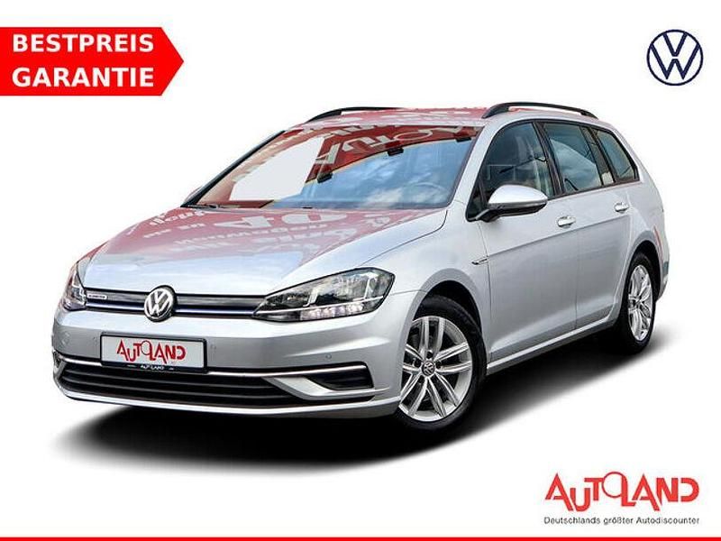 Silber Gebraucht 2020 VW Golf VIII Kombi | 19.490 € (Fairer Preis) - Bild 1/4