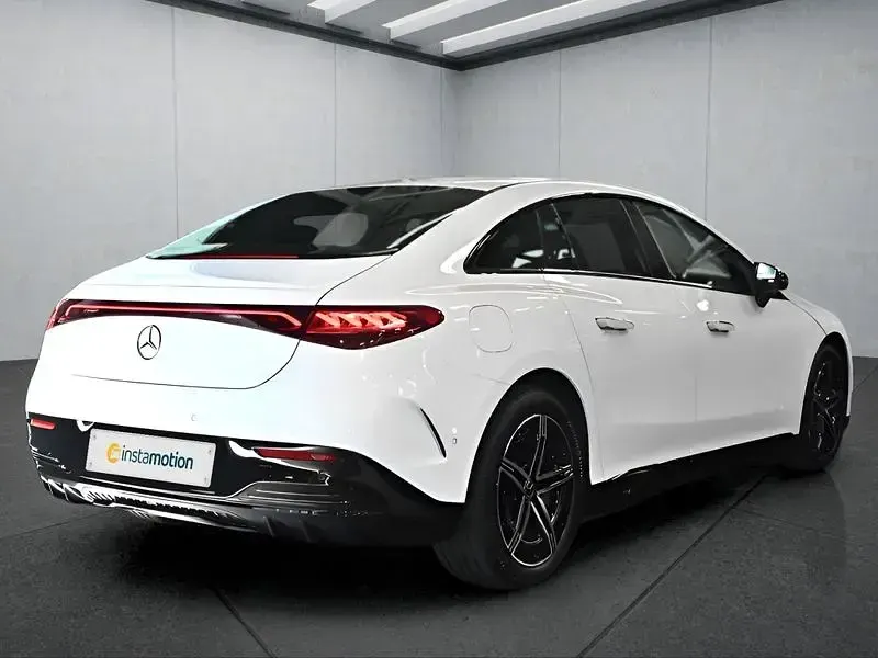 Gebraucht Mercedes EQE300 180 kW (245 PS) 2025 Weiß Limousine