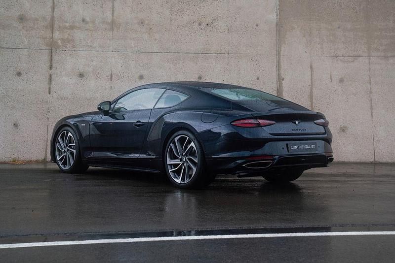 Neu Bentley Continental 782 PS (575 kW) 2025 Blau