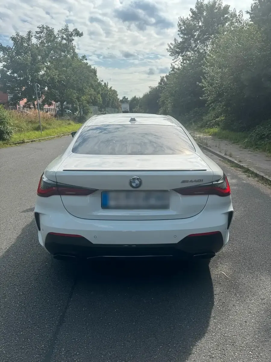 Gebraucht BMW M440 M Sport 374 PS (275 kW) 2024 Weiß Limousine