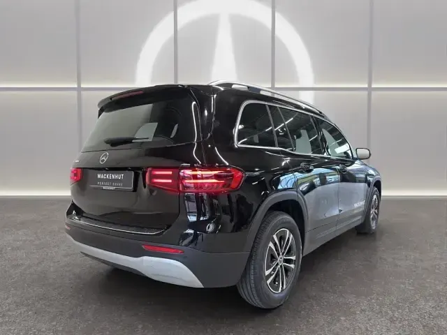 Gebraucht Mercedes GLB200 Advanced 150 PS (110 kW) 2026 Schwarz SUV