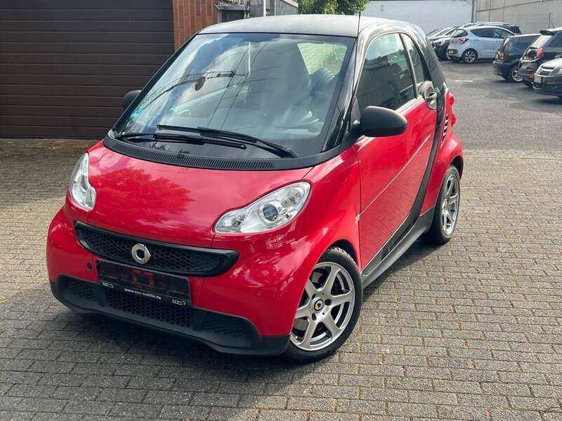 Schwarz Gebraucht 2013 Smart ForTwo Coupé Kleinwagen | 3.899 € (Guter Preis) - Bild 1/4