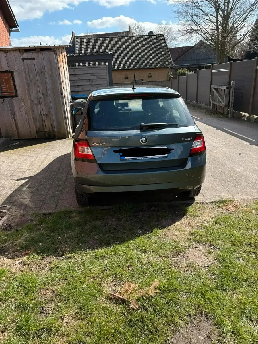 Używany Skoda Fabia 95 KM (69 kW) 2017 Szary Hatchback