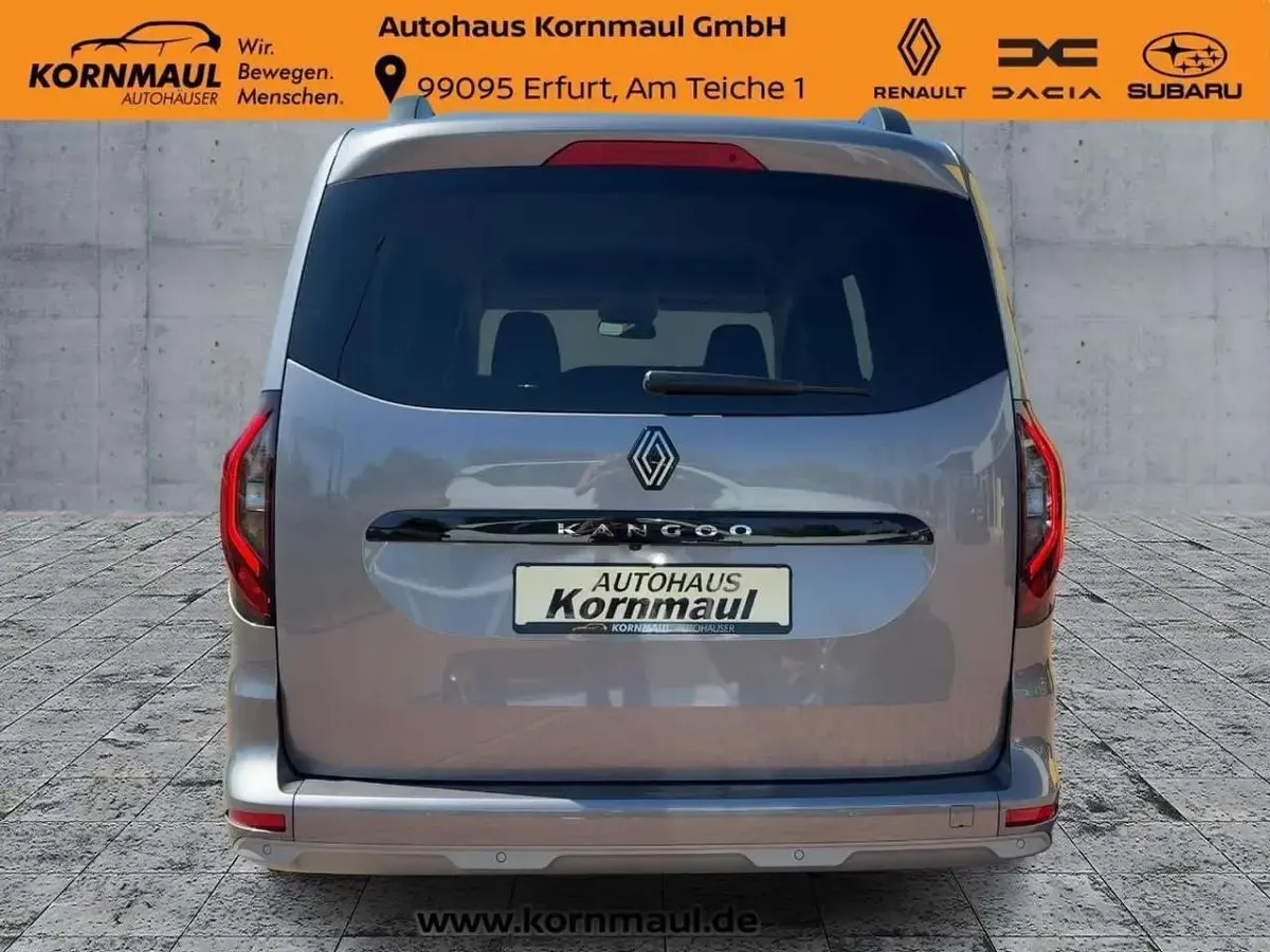 Neu Renault Kangoo Techno 131 PS (96 kW) 2025 Stahlgrau Van / Kleinbus