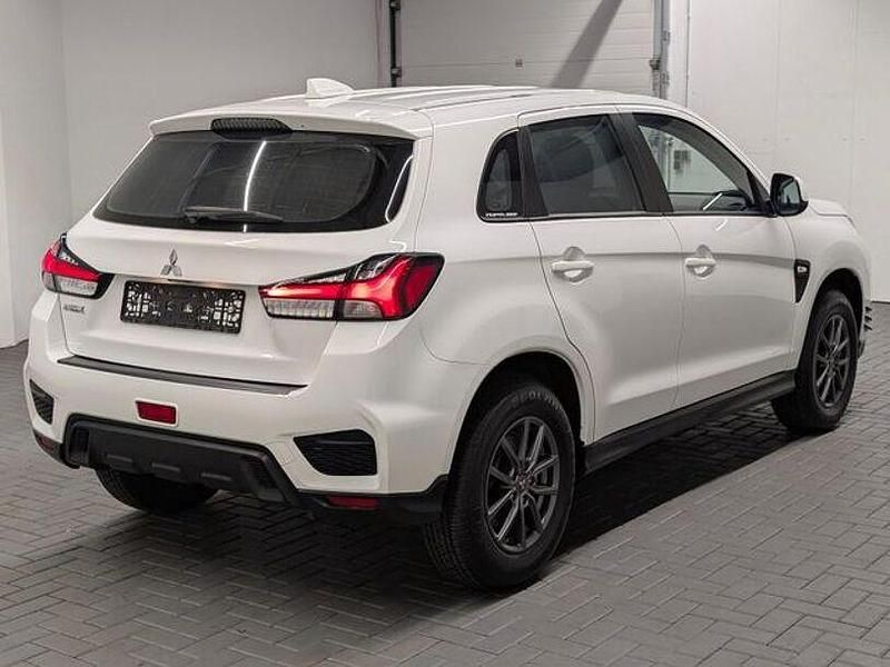Gebraucht Mitsubishi ASX 150 PS (110 kW) 2021 Weiß (andenweiß) SUV
