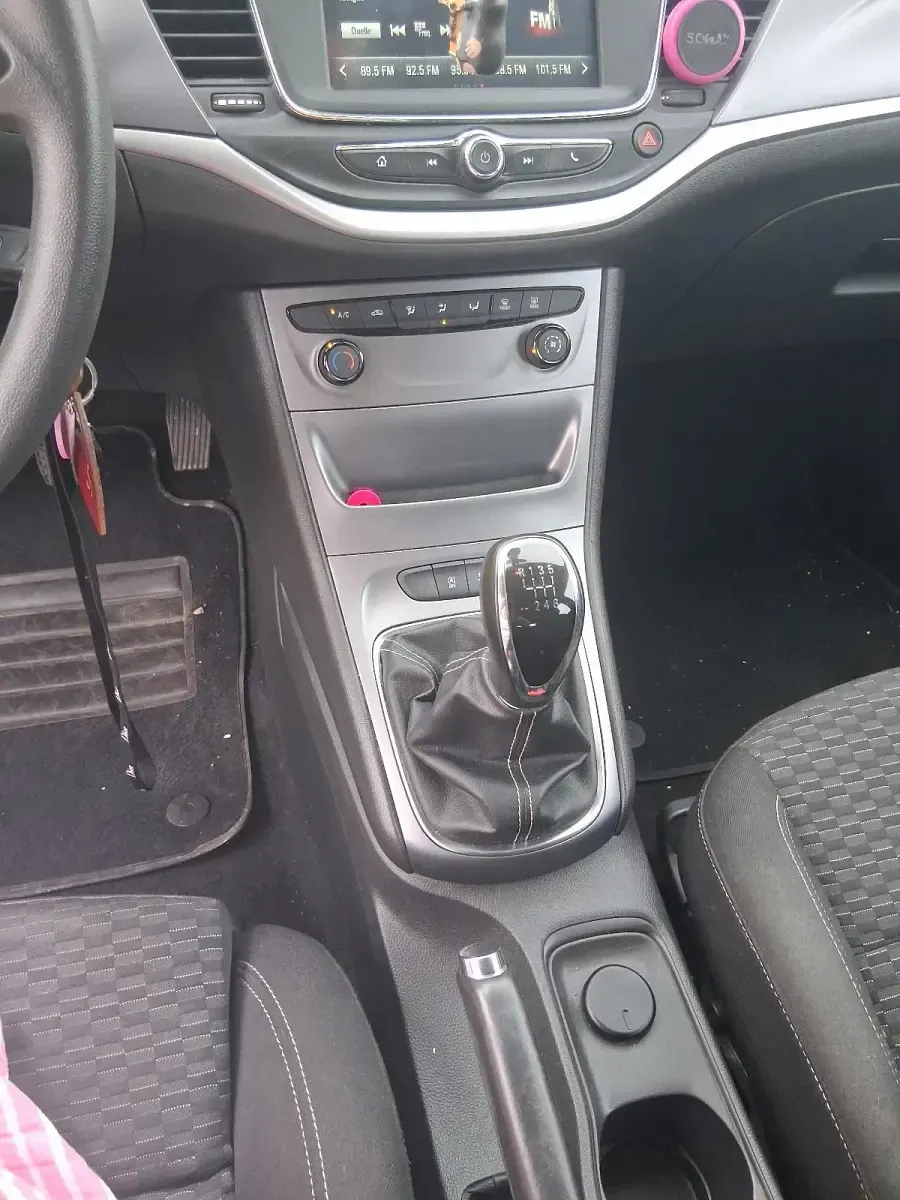 Second-hand Opel Astra 121 CP (88 kW) 2017 Alb Break