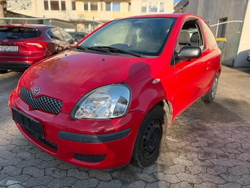 Rot Gebraucht 2005 Toyota Yaris Kleinwagen | 499 € (Superpreis) - Bild 1/4