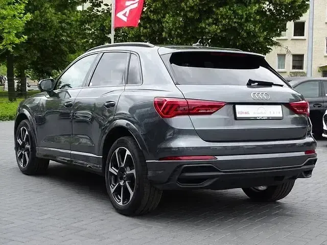 Gebraucht Audi Q3 S-Line 150 PS (110 kW) 2024 Grau SUV