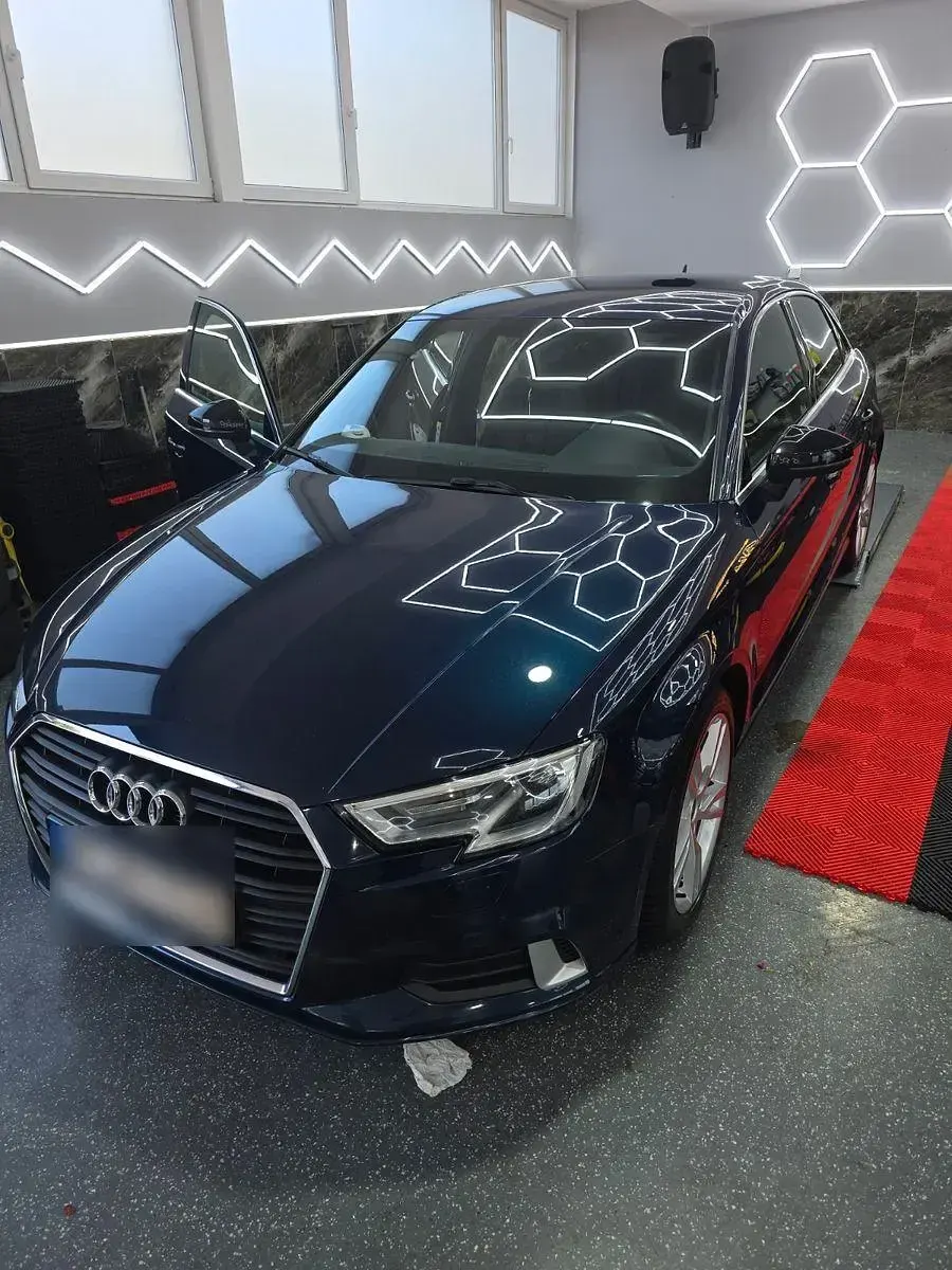 Gebraucht Audi A3 Sport 150 PS (110 kW) 2019 Blau Limousine