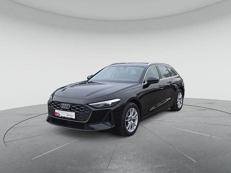 Gebraucht Audi A5 Sport 204 PS (150 kW) 2025 Mythosschwarz metallic Kombi