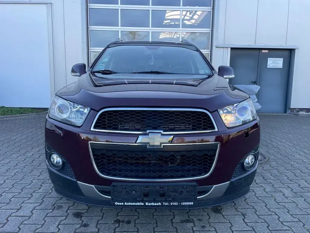 Gebraucht Chevrolet Captiva LT 184 PS (135 kW) 2012 Rot SUV