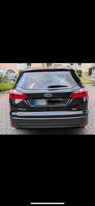 Usata Ford Focus 125 CV (91 kW) 2014 Nero Station wagon