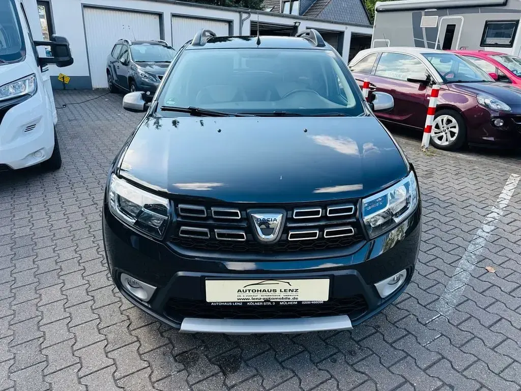 Gebraucht Dacia Sandero Prestige 90 PS (66 kW) 2019 Schwarz SUV