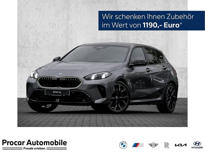 Grau Neu 2025 BMW 120 M Sport Kleinwagen | 45.190 € (Teuer) - Bild 1/4