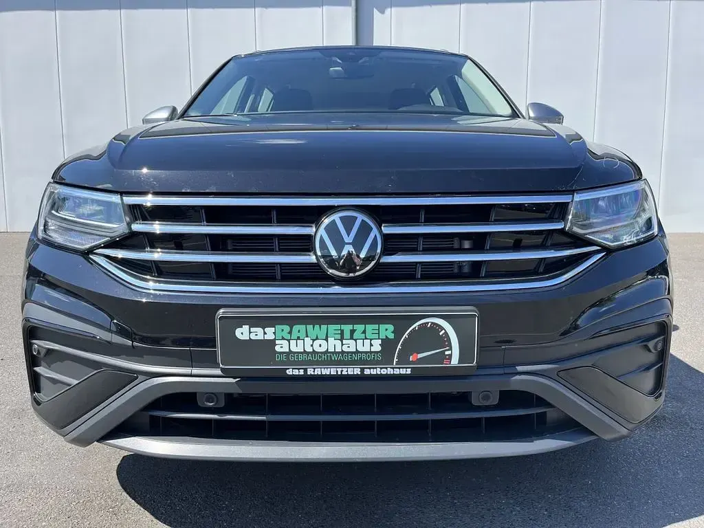 Gebraucht VW Tiguan Life 150 PS (110 kW) 2025 Schwarz SUV
