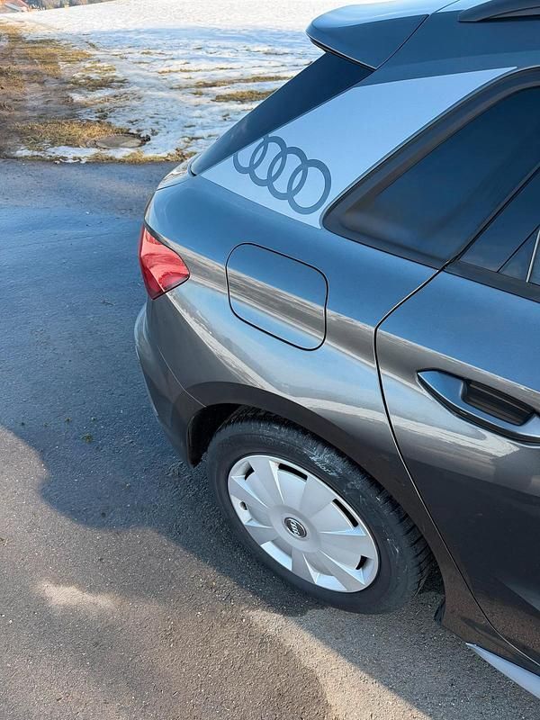 Gebraucht Audi A3 116 PS (85 kW) 2022 Grau Limousine