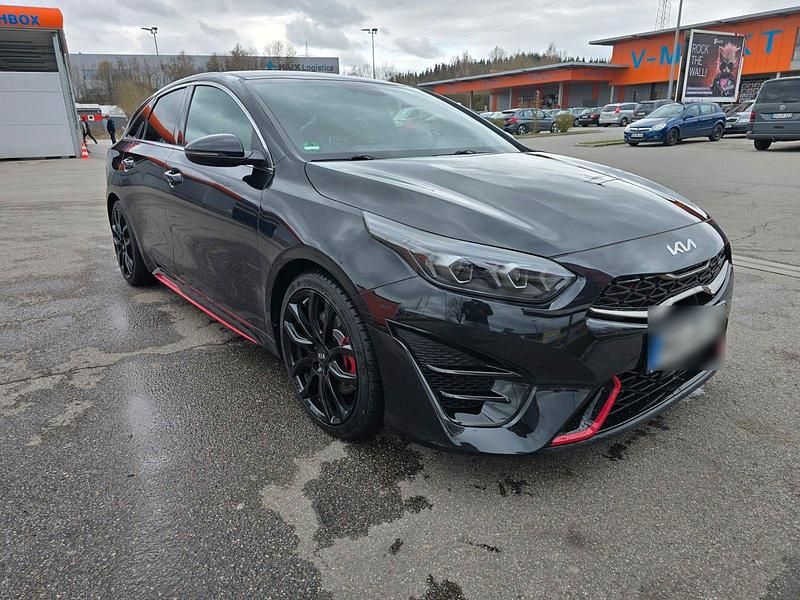 Gebraucht Kia ProCeed GT 204 PS (150 kW) 2022 Schwarz Kombi