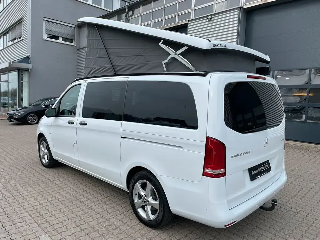 Gebraucht Mercedes E250 Edition 190 PS (139 kW) 2018 Weiß Van / Kleinbus