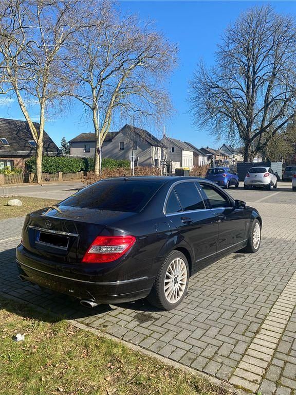 Gebraucht Mercedes C350 Elegance 231 PS (169 kW) 2010 Schwarz Limousine
