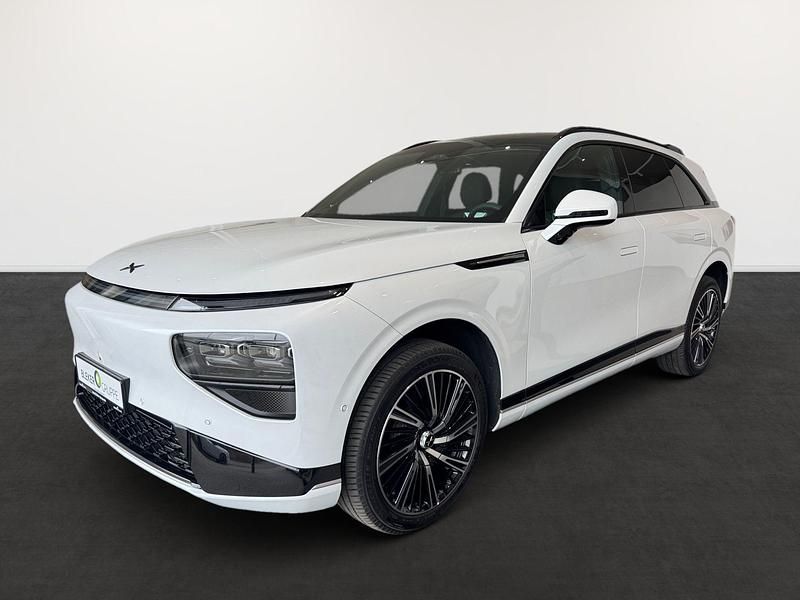 Neu XPENG G9 405 kW (551 PS) 2025 Arcticwhite SUV