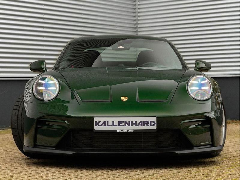 Gebraucht Porsche 992 510 PS (375 kW) 2025 Grün