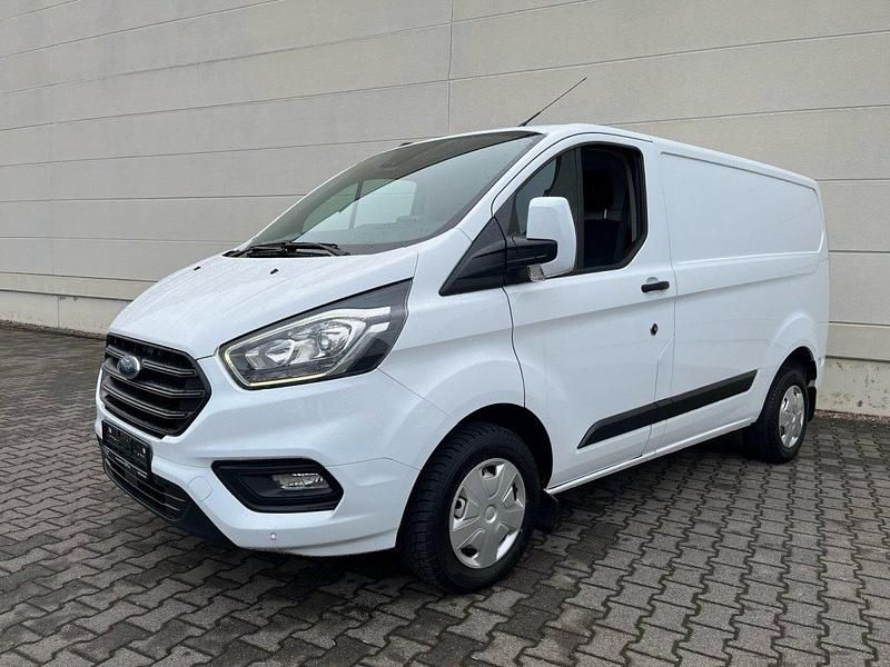 Gebraucht Ford Transit Trend 105 PS (77 kW) 2021 Frostweiß Van
