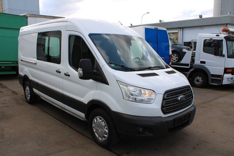 Weiß Gebraucht 2018 Ford Transit Trend Van / Kleinbus | 9.900 € (Guter Preis) - Bild 1/4