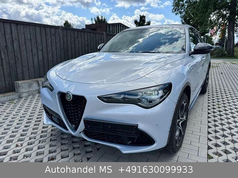 Gebraucht Alfa Romeo Stelvio Veloce 280 PS (205 kW) 2024 Silber SUV