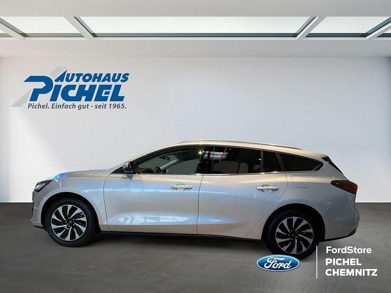 Neu Ford Focus Titanium X 154 PS (113 kW) 2025 Silber(metallic) Kombi