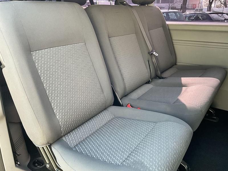 Gebraucht VW T5 136 PS (100 kW) 2012 Braun Van